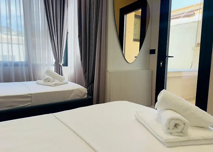 Seafront Penthouse With Sunset Views & Jacuzzi * Vlora