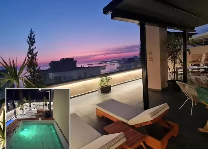 Seafront Penthouse With Sunset Views & Jacuzzi Vlora